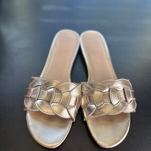 Unisa Elegant Gold Woven Slide Sandals Size 10